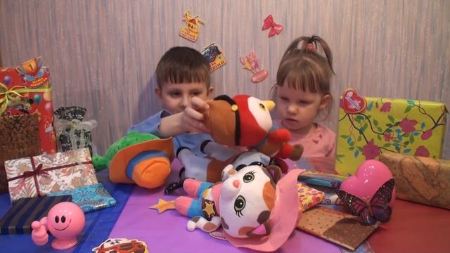 Распаковка ИГРУШКИ Киска Шериф Келли и Дикий Запад Люблю Creates love and like Создаёт смотреть онлайн