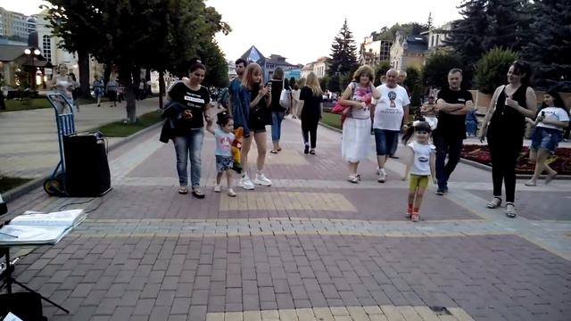 Лисичка Певичка смотреть онлайн