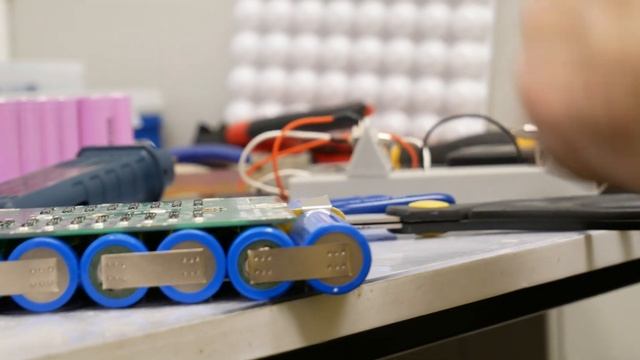 80 км на МОНОКОЛЕСЕ! Увеличиваем запас хода в 2 раза! смотреть онлайн