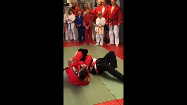 Yana Kostenko und Stefan Buben - Flying Armbar смотреть онлайн