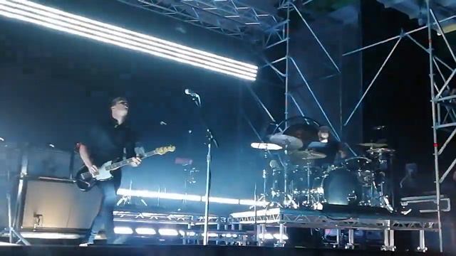 Royal Blood - lights out смотреть онлайн