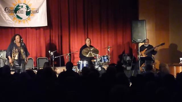 Ain't Misbehavin by Lea Gilmore @ Brown Memorial Church 2014 смотреть онлайн