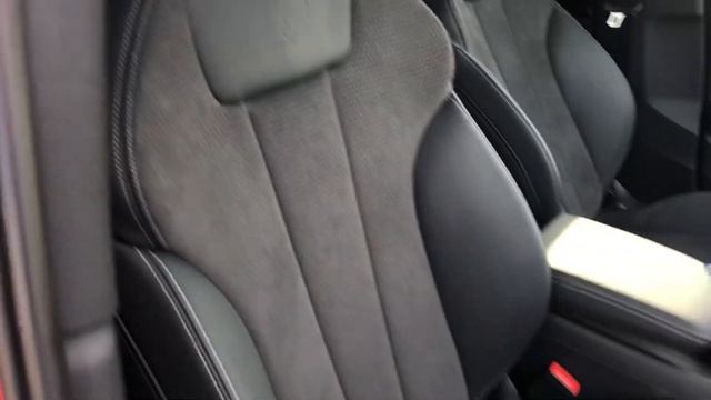 Blackburn Audi A4 Black Edition 35 TFSI UCU смотреть онлайн