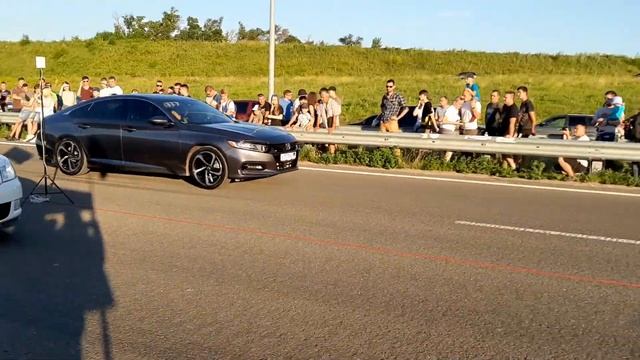 Skoda Octavia A5 сток Lesnik-dn vs Honda Accord 2.0t смотреть онлайн