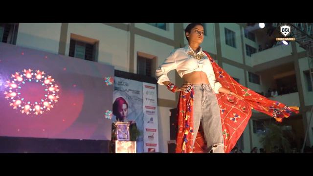 Title BGI TIMELAPSE - FARHAN LIVE X OLLY ESSE at SDBC Indore смотреть онлайн