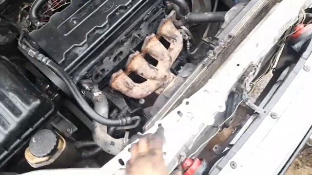 Вот как устранить сильный звук  из под выпускного  коллектора глушителя. Двигатель экотек 2.0