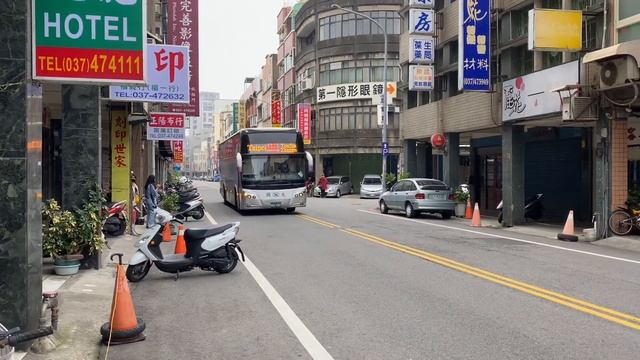 國光客運小隻佬 KKA-1007 1823臺北→頭份→竹南 смотреть онлайн