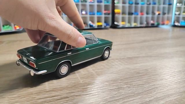 UNBOXING WhiteBox Car 1:24 Scale Model - Lada 1500 - 1977.g. смотреть онлайн