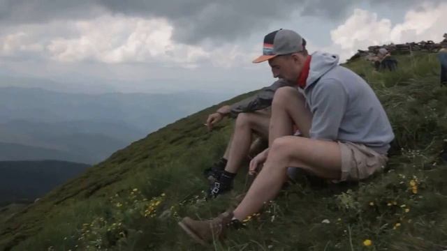Поход на Черную гору с Enjoying Life смотреть онлайн