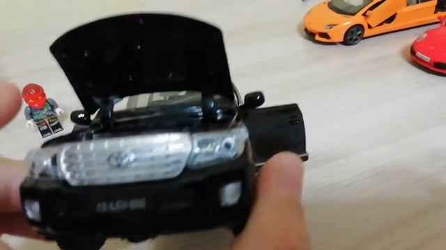 Авто уменьшенная копия Тойота LC 200 смотреть онлайн