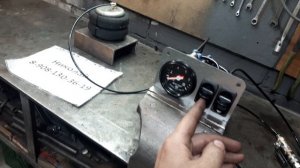 Двухконтурная панель управления пневмоподвеской на пневмоклавишахх.mp4