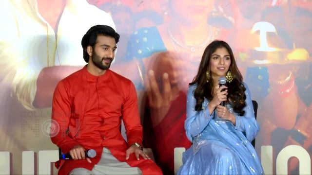 Sharmin Segal BLUSHES, Wants To Romance Salman Khan смотреть онлайн