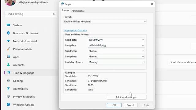 How to Enable a Clock Time with Seconds in the Windows 11 Calendar Flyout смотреть онлайн