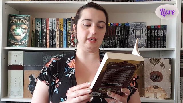 Le livre de Sandy : L'homme électrique смотреть онлайн