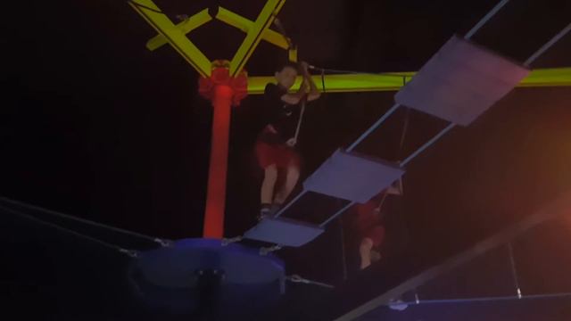 Bennett and friends brave The Austin Sky Trail! смотреть онлайн