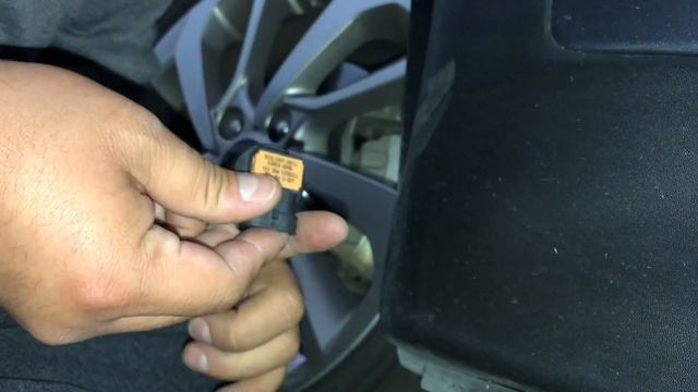 Hyundai Tucson 2016 2017 2018 2019 2020 - How to install LED fog light bulbs? смотреть онлайн