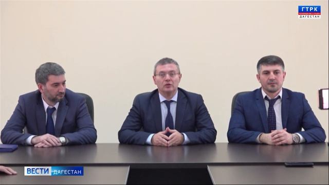 Коллективу Министерства энергетики и тарифов республики представили нового руководителя смотреть онлайн