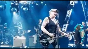 Гарик Сукачёв... Напои меня водой