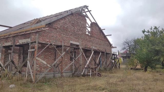 Дом на Халяву. Фронтоны почти готовы. смотреть онлайн