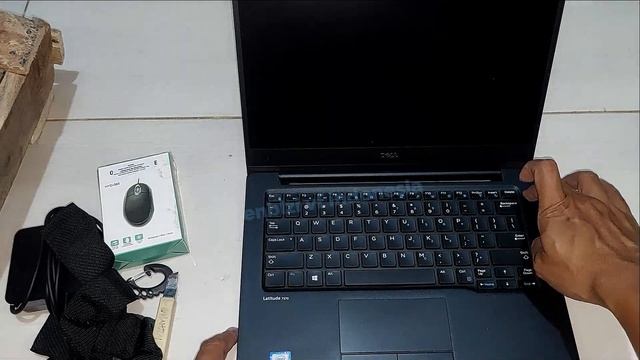 Review Laptop Dell Latitude 7370 Ultrabook Core M7 смотреть онлайн