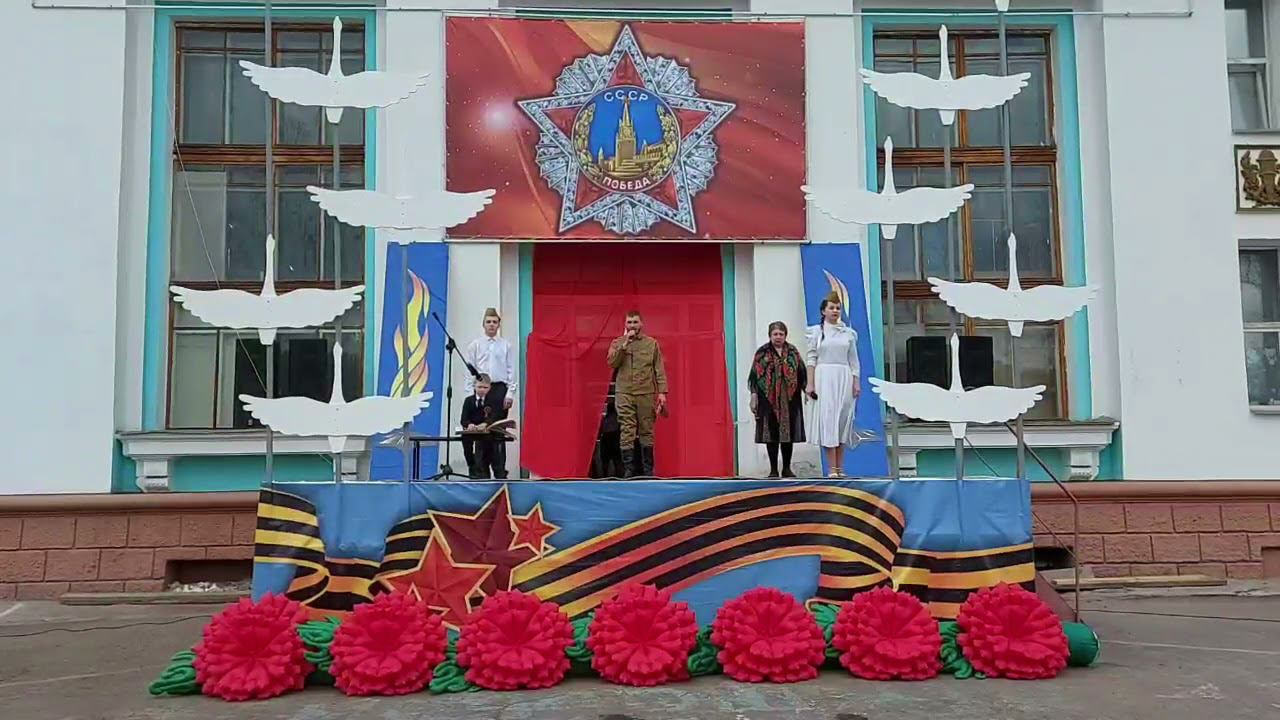 Отрывок из литературной композиции "Листая военный альбом" смотреть онлайн