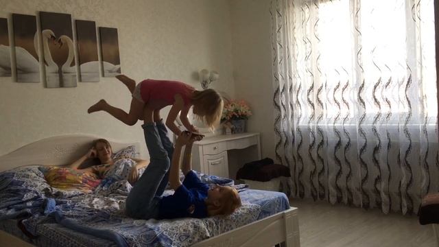 Воспоминания ,цените моменты и близких смотреть онлайн