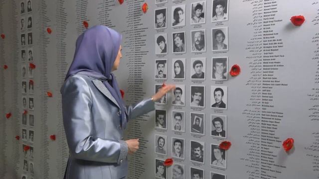 A l’exposition de la conférence : « Le régime des mollahs en crise » Paris, le 16 décembre 2017 смотреть онлайн