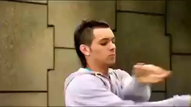 La belle Electro tecktonik Dance Battle/Круто танцуют смотреть онлайн