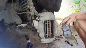 Fortuner brake pads replacement/ 2016-2020 model fortuner
