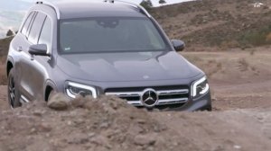 2022 New Mercedes GLB 200 d 4MATIC Full Review