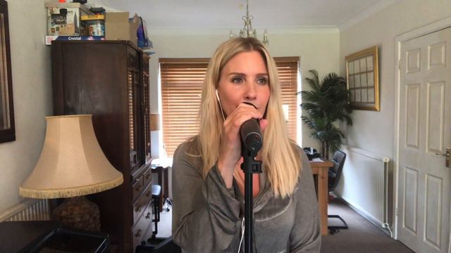 The Greatest Love of all- Whitney Houston Cover- Emma Gilmour смотреть онлайн