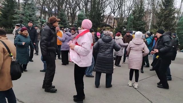 Харьков, танцы, 19.11.23.,"Теща дай!" смотреть онлайн