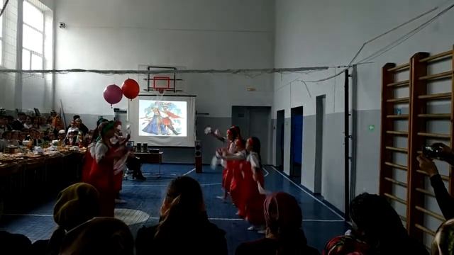 Фестиваль дружбы народов. Графская школа. смотреть онлайн