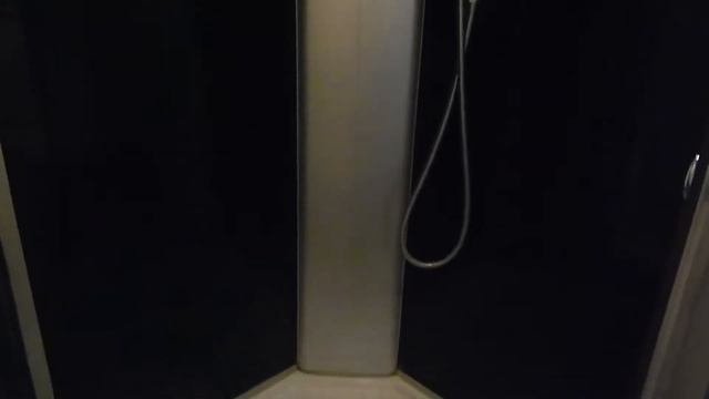 Квартира посуточно Днепр: Видеообзор квартиры с красной кроватью ✔️ Безопасная аренда смотреть онлайн