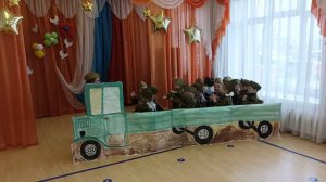 Елена Фищукова Танец фронтового шофёра. дети 3-4 лет.mp4