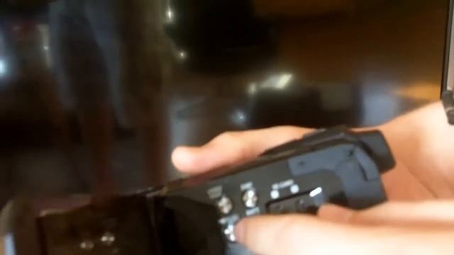 Canon Legria HF S21: Mit Stereo Video Kabel an Fernseher anschließen смотреть онлайн