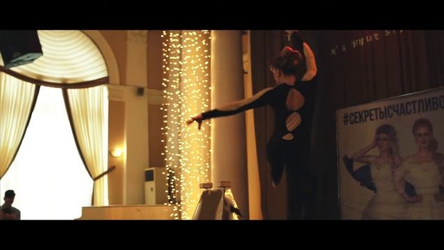 Акробатическое шоу на тростях смотреть онлайн