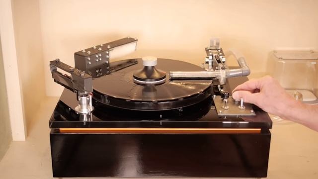 DIY Record Cleaning Machine - If I Can Build It You Can Too! [1080p HD] смотреть онлайн