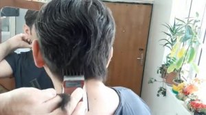 Стрижка мужская машинкой самостоятельно | Сам себе парикмахер.