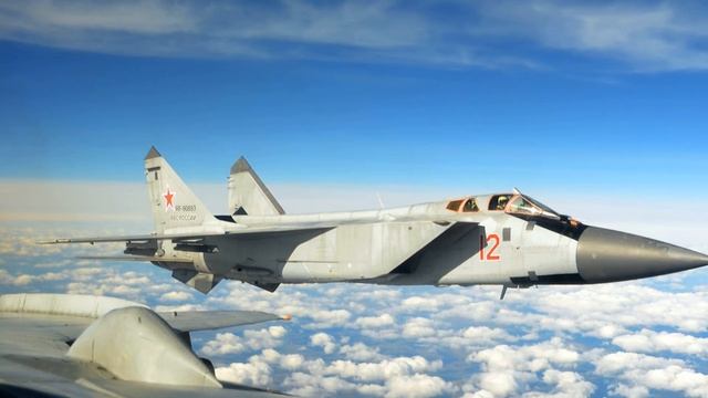 «Спиртолёты» МиГ 31 показали «кузькину мать» Американцы впечатлились смотреть онлайн