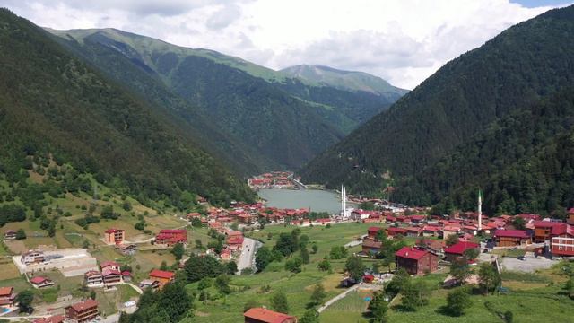 Uzungöl Trabzon | Karadeniz'de Gezilecek En Güzel Yerler | 4K