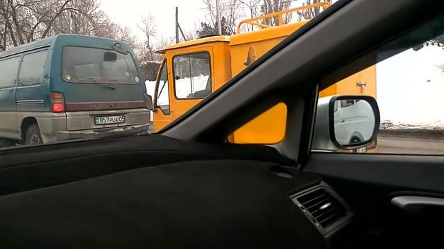 Казахстан, Алматы, моторикша, развозка пиццы. смотреть онлайн