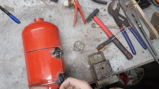 Самоделка из огнетушителя.Аптечка в гараж. смотреть онлайн
