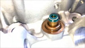 Рено Логан Замена Прокладки ГБЦ . Притирка Клапанов  Замена маслоотражающих колпачков и уплотнений