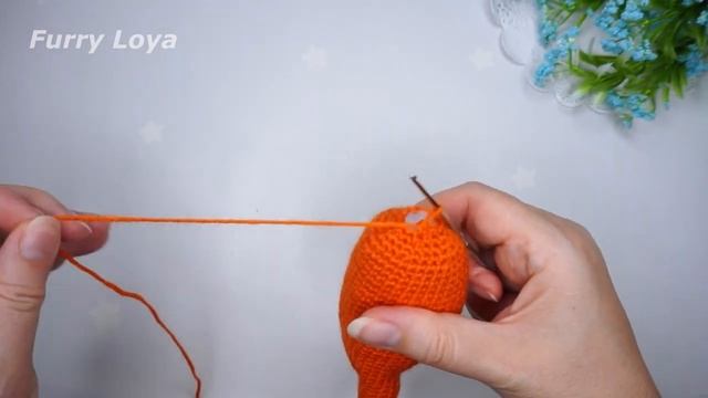 ?ВСЕ в ВОСТОРГЕ от КРАСОТИЩИ! Еле УСПЕВАЮ ВЯЗАТЬ! Лисичка крючком амигурум. Часть 1 смотреть онлайн