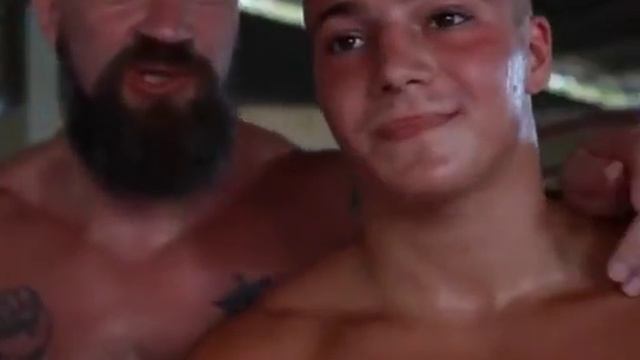 парню 16 лет ШОК!!! смотреть онлайн