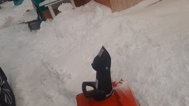 Снегоуборщик DDE ST-3546. смотреть онлайн