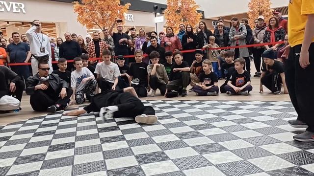 АРЧИ vs ВЭЙДЕР | ТОП 16 PRO | DANCE BATTLE г. Пермь смотреть онлайн