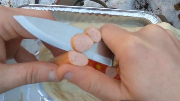 Cucinare PIZZA ? sulla neve [ Bushcraft Style ] con stufa forno TAISOCA T1 Pomoly