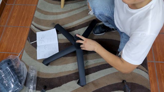 SILLA GAMER Aerocool Aerosude - Unboxing y armado - смотреть онлайн